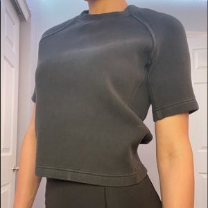 super cute black lululemon tee shirt
